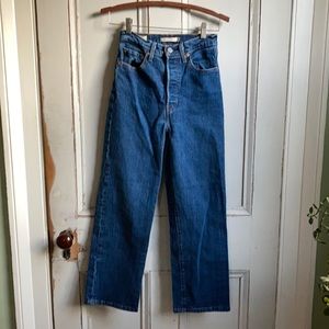 Levi’s Ribcage Straight Size 27